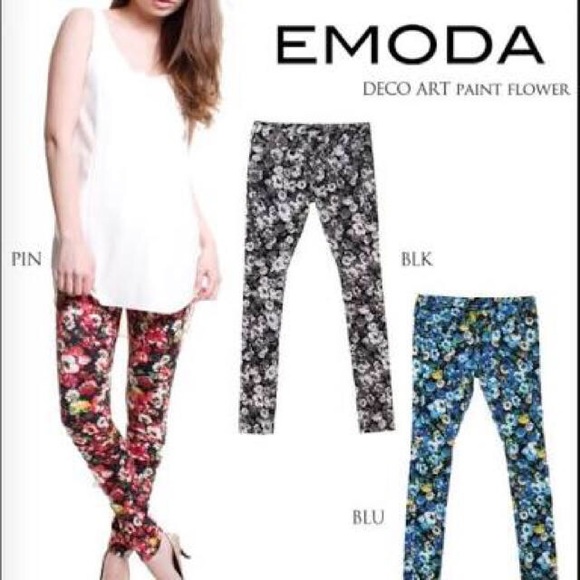 EMODA Floral Jeans - size 0 super tight fit - Picture 3 of 6